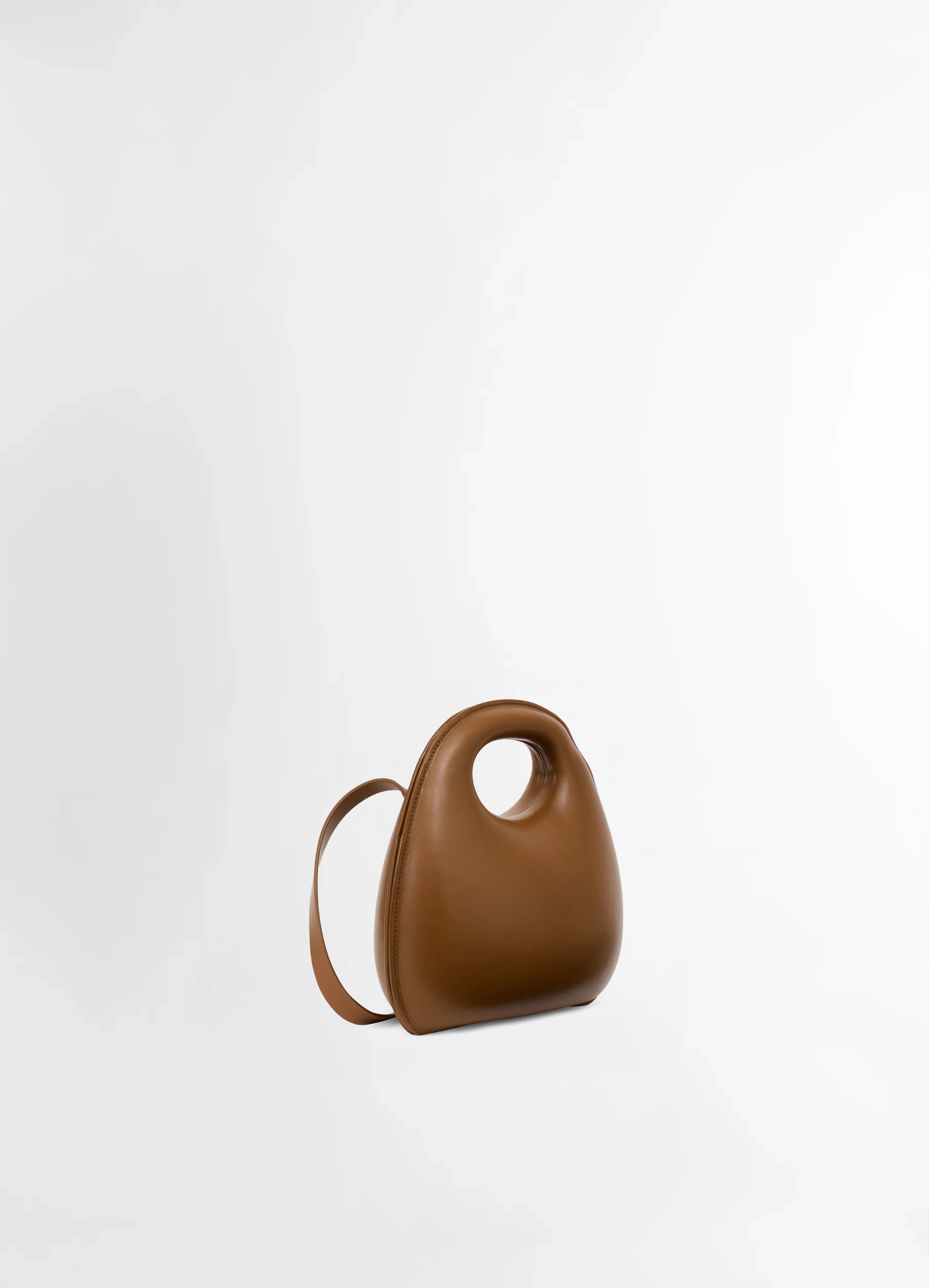 EGG BAG IN LEATHER