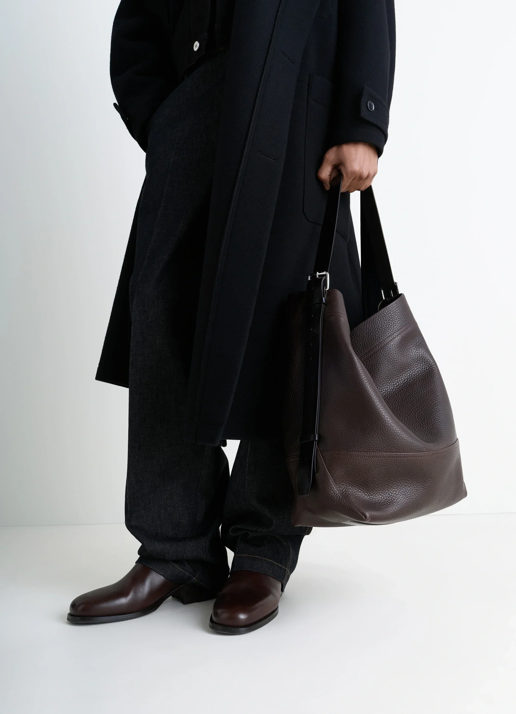 BELTED TOTE BAG IN LEATHER