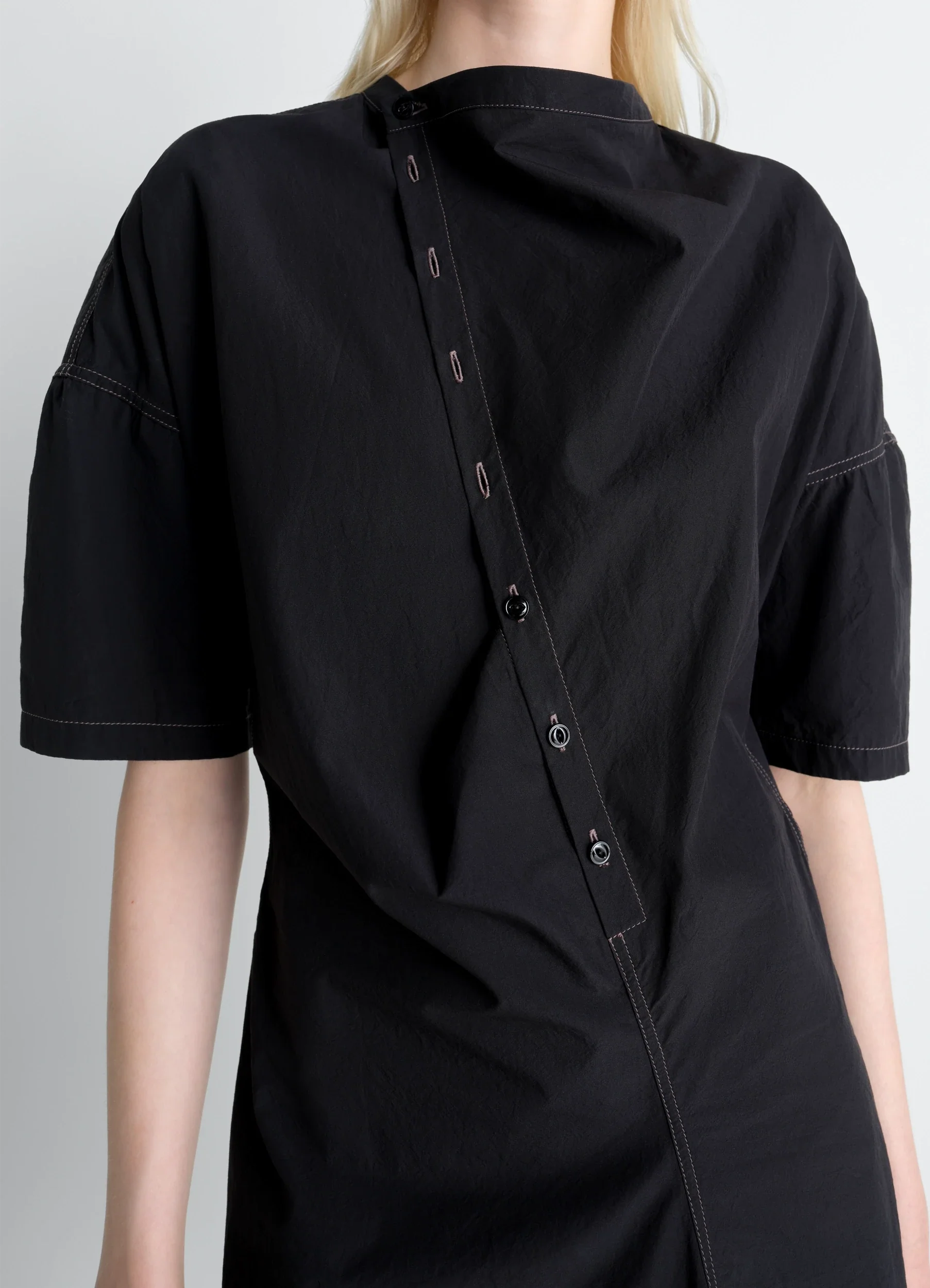 SOFT COLLAR DRESS IN CREPE COTTON