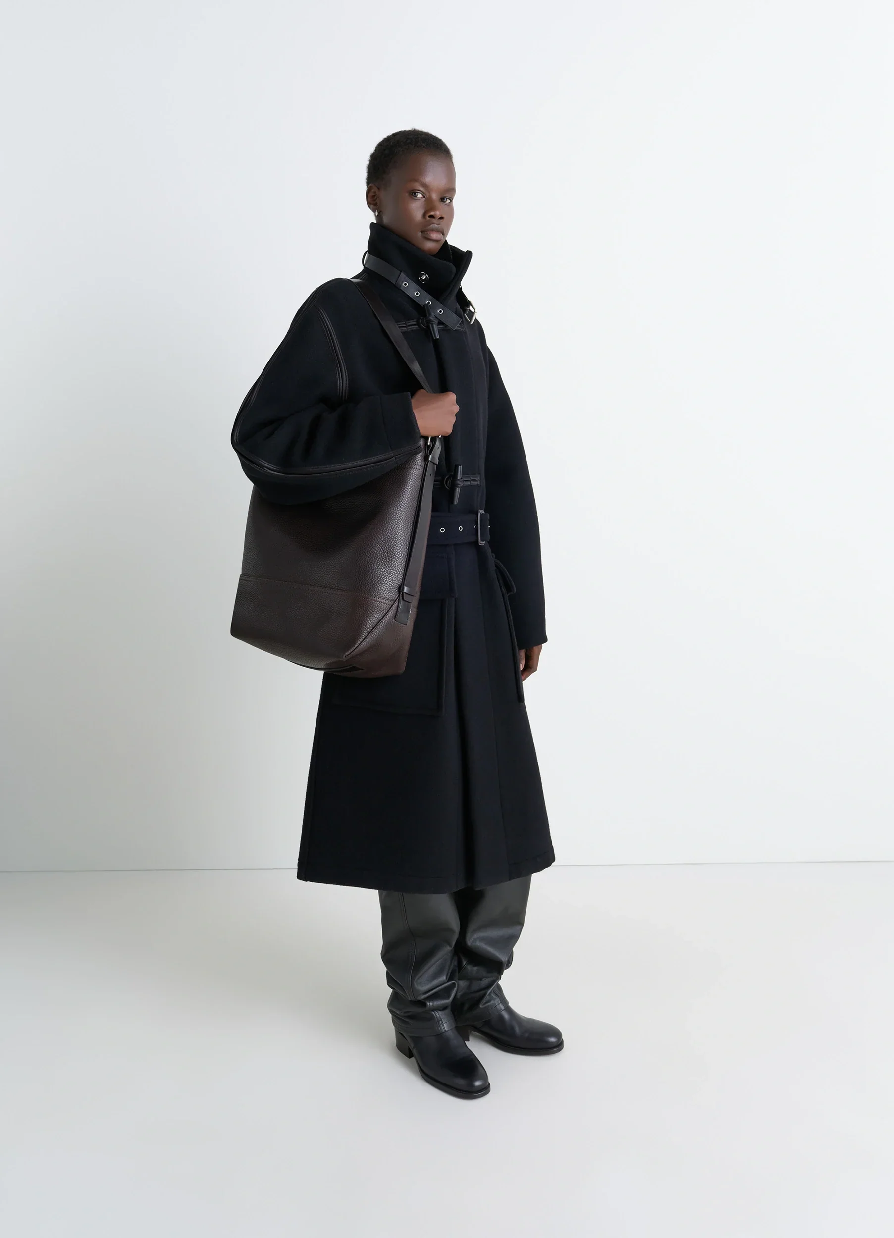 BELTED TOTE BAG IN LEATHER
