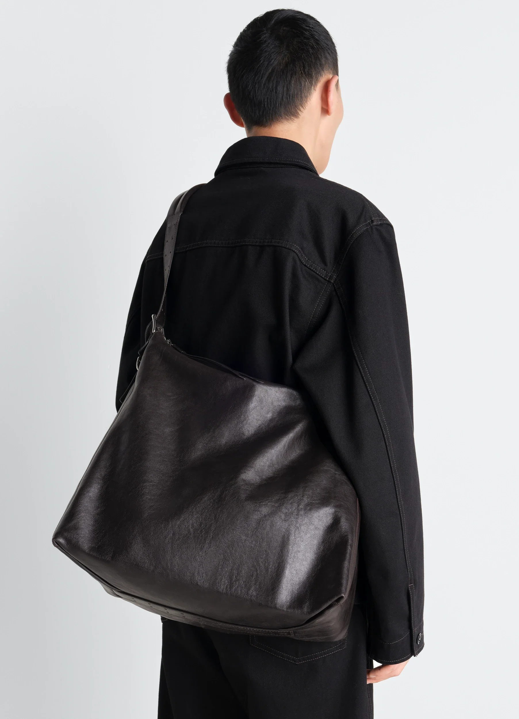 BELTED HOBO BAG IN LEATHER