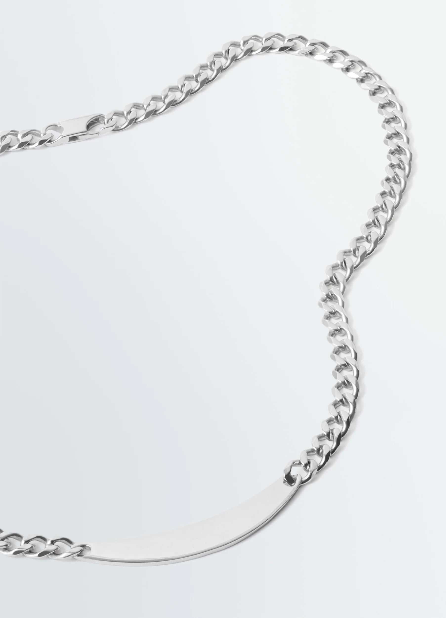 ID NECKLACE IN SILVER
