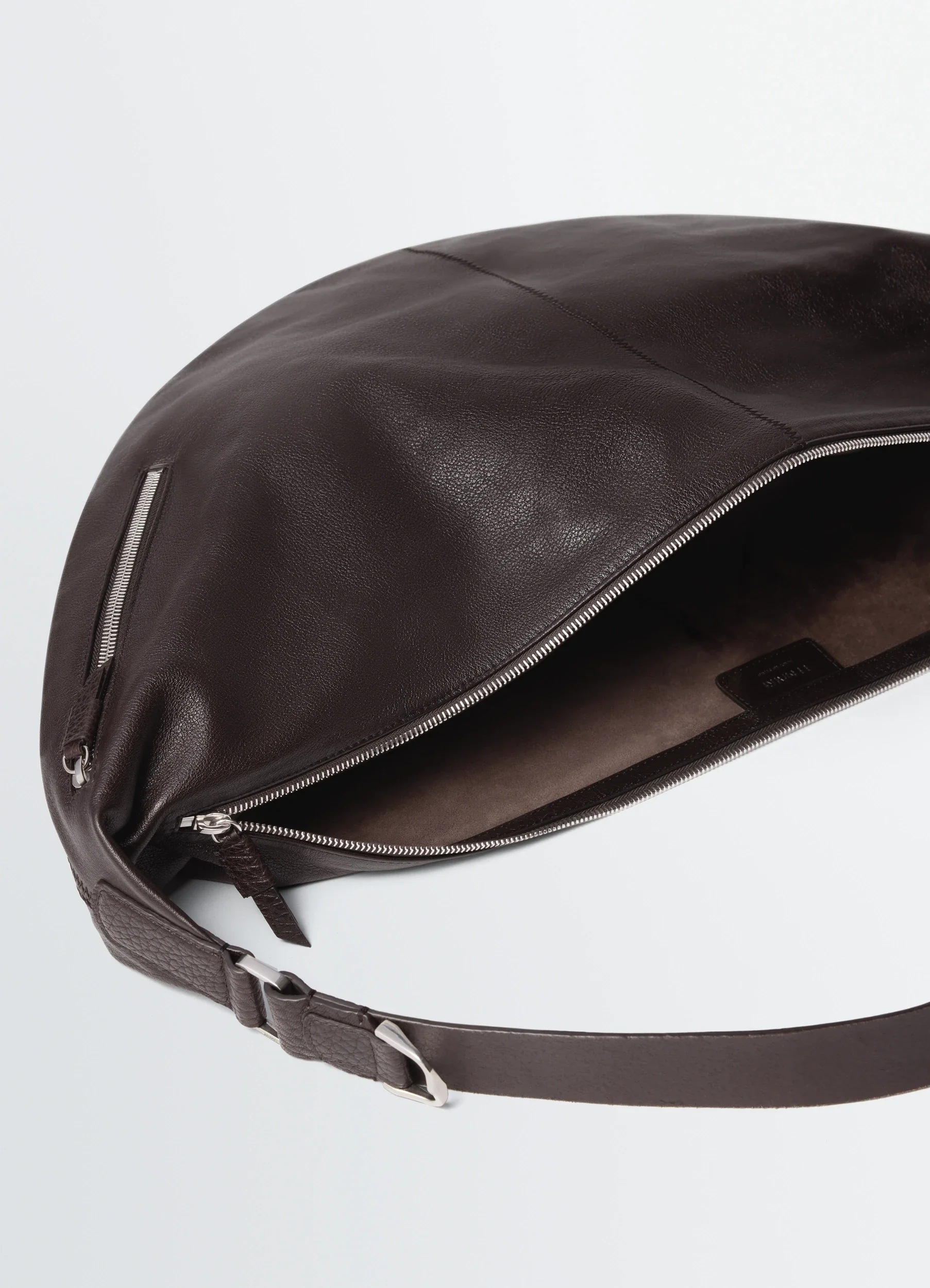 LARGE QUIVER CLIP BAG IN LEATHER