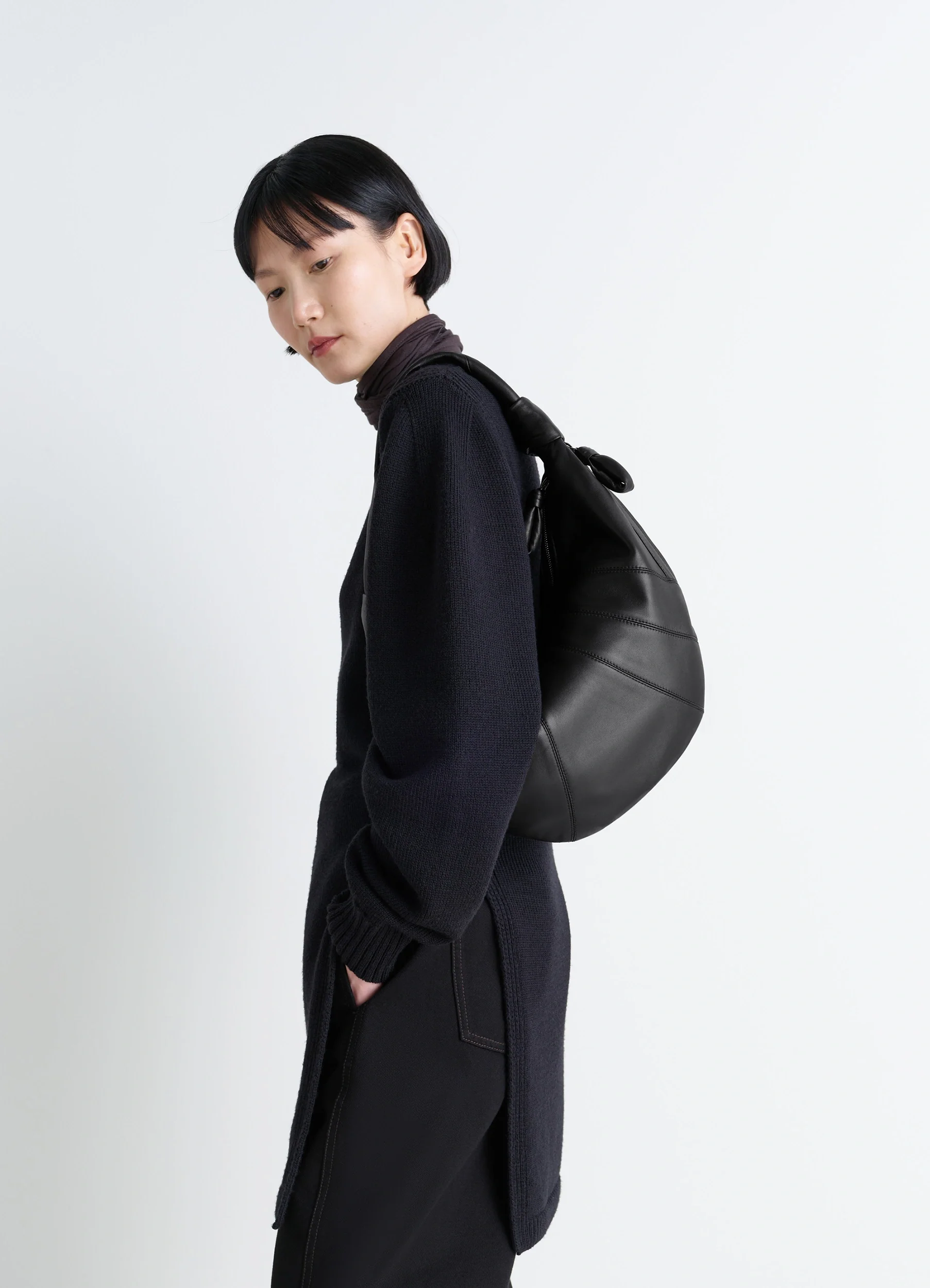 FORTUNE CROISSANT BAG IN LEATHER