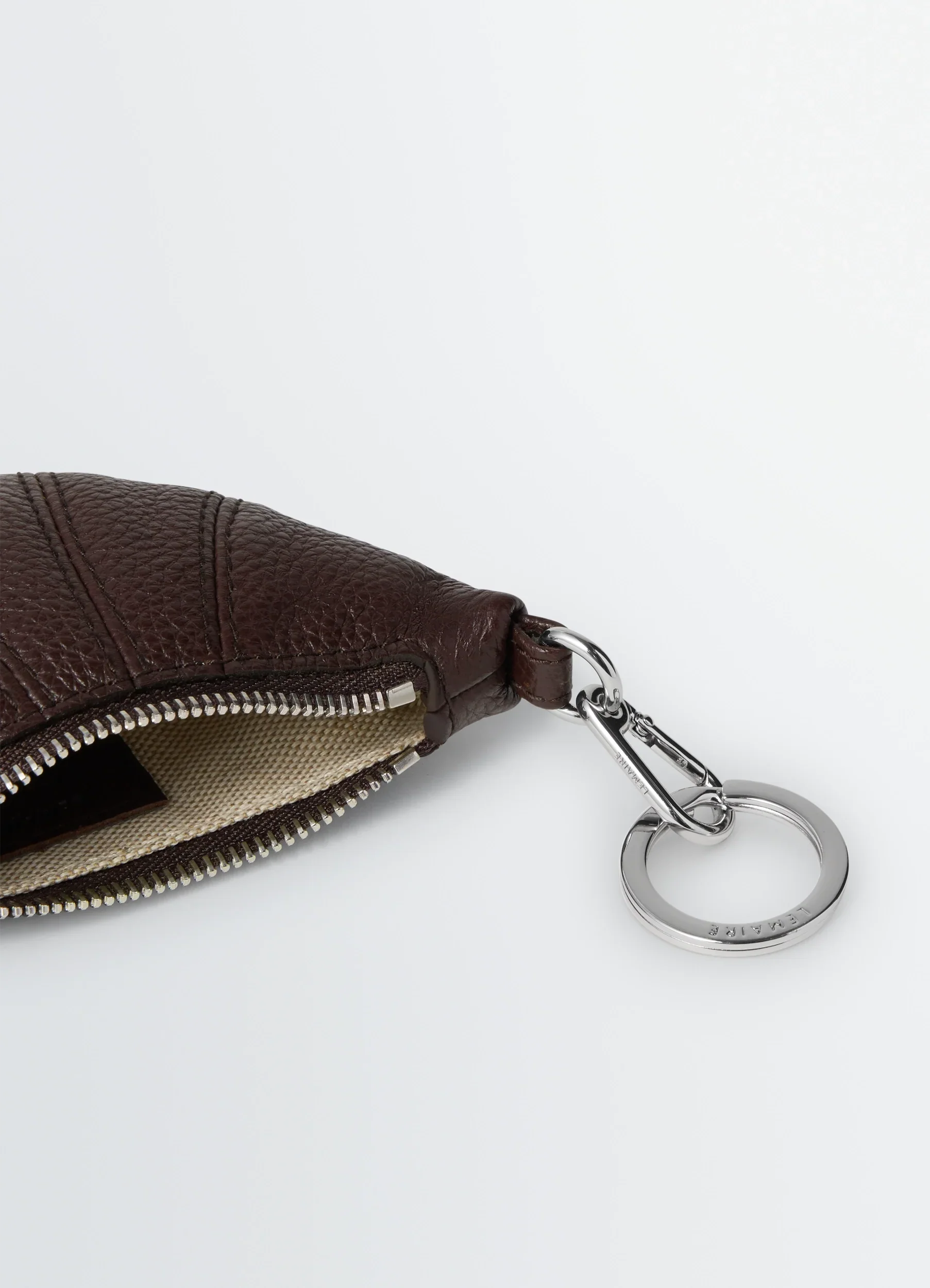 MINI CROISSANT KEYRING IN LEATHER