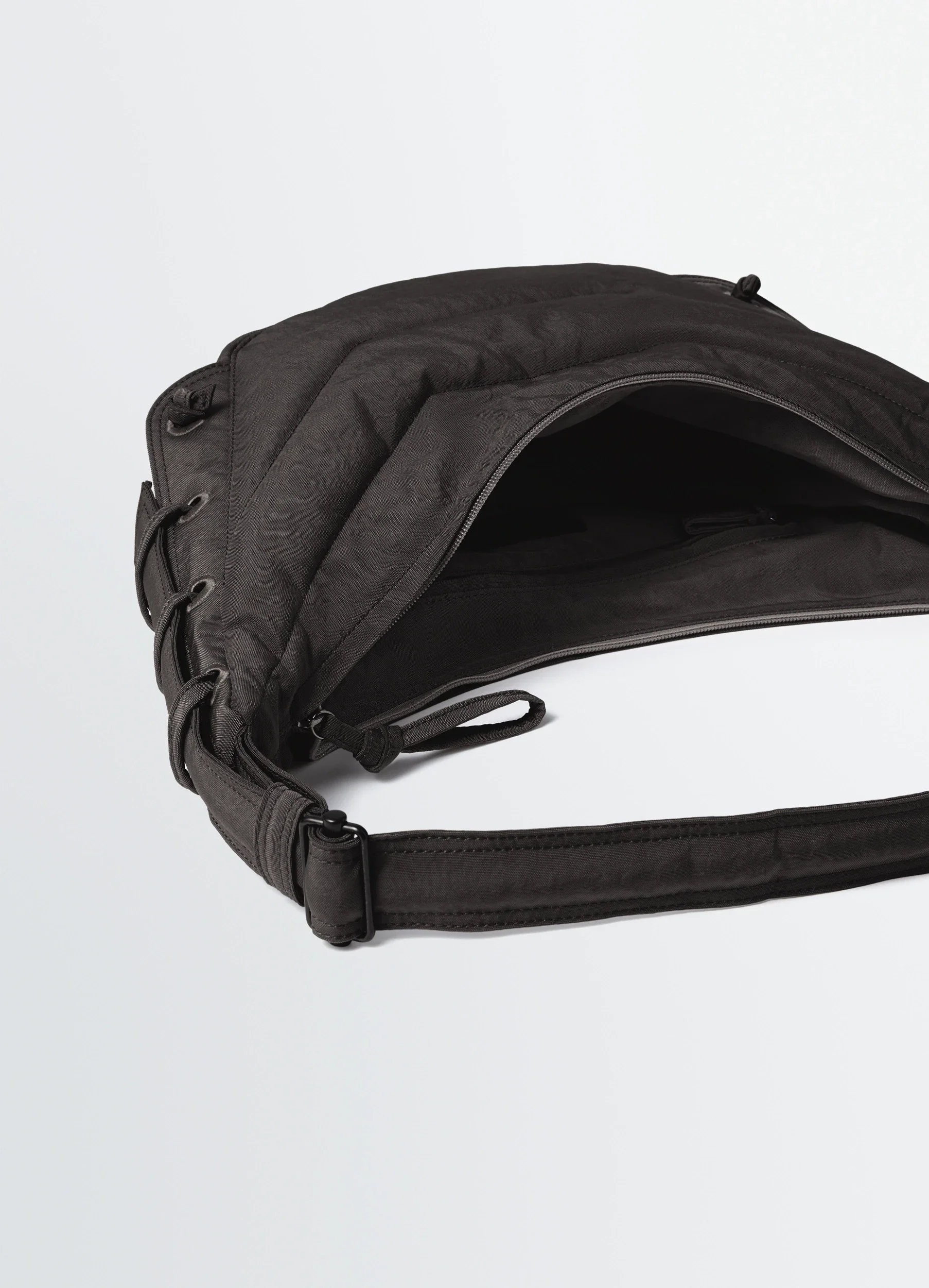 SMALL SOFT GAME BAG IN NYLON CANVAS