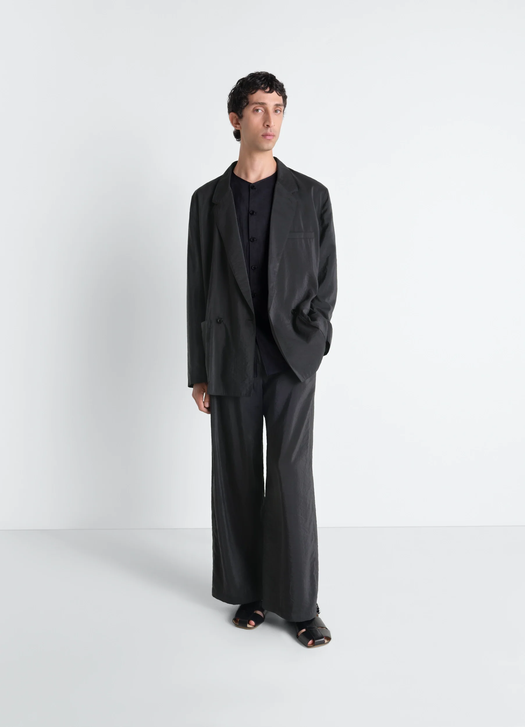 SOFT DOUBLE BREASTED JACKET IN DRY SILK