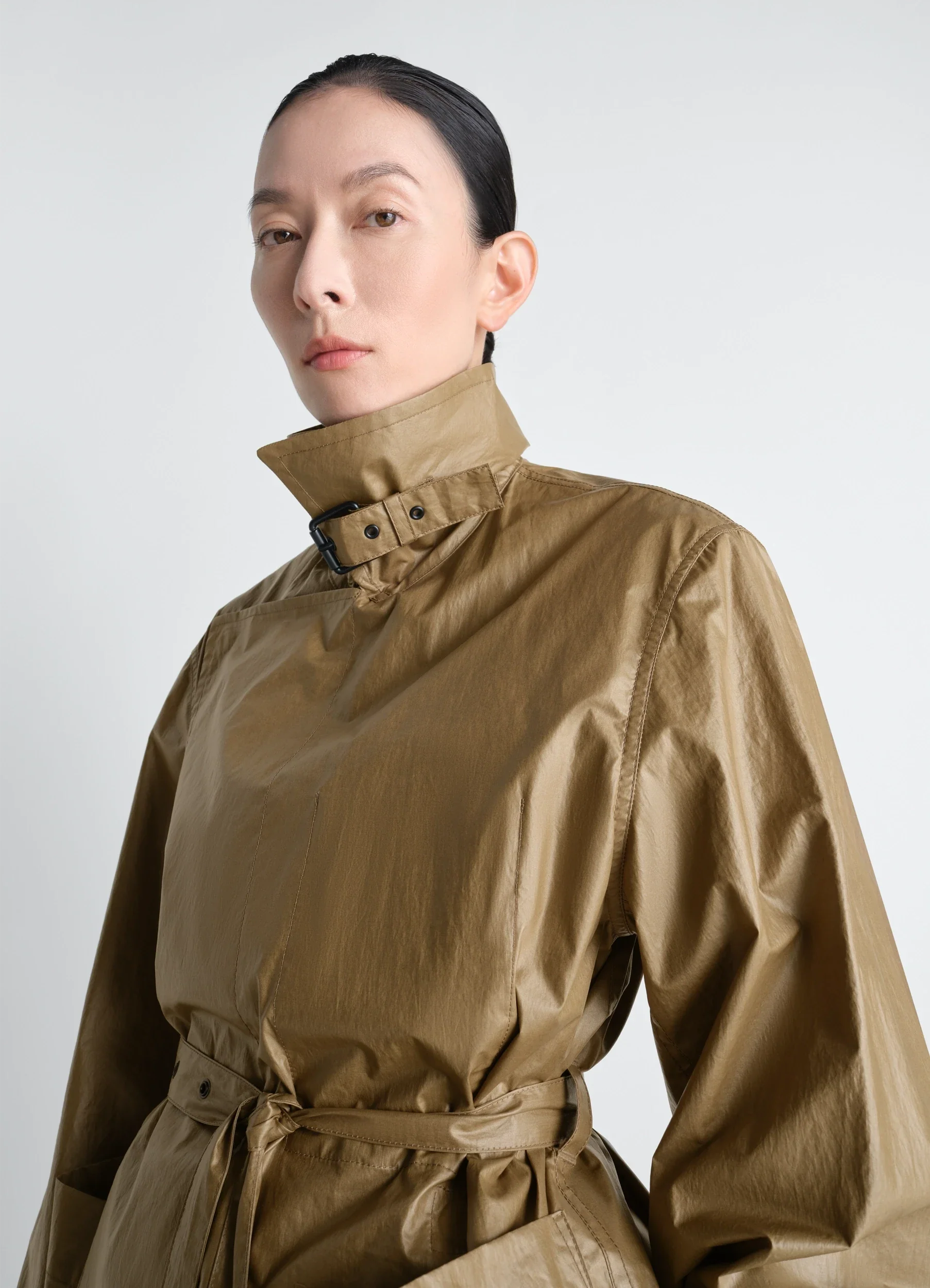 LIGHT WRAP JACKET IN LIGHT COATED COTTON