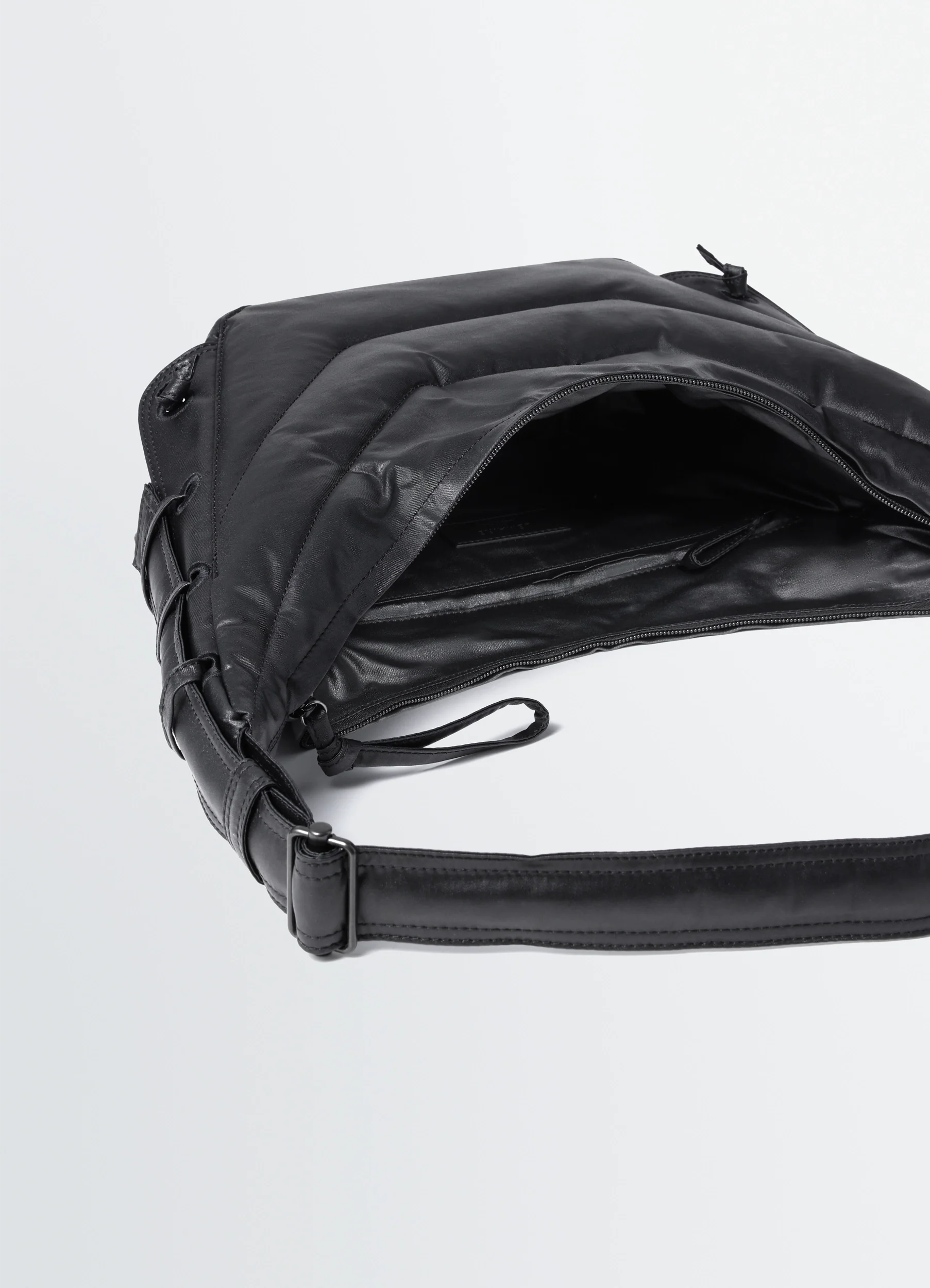 SMALL SOFT GAME BAG IN WATER-REPELLENT COATED COTTON