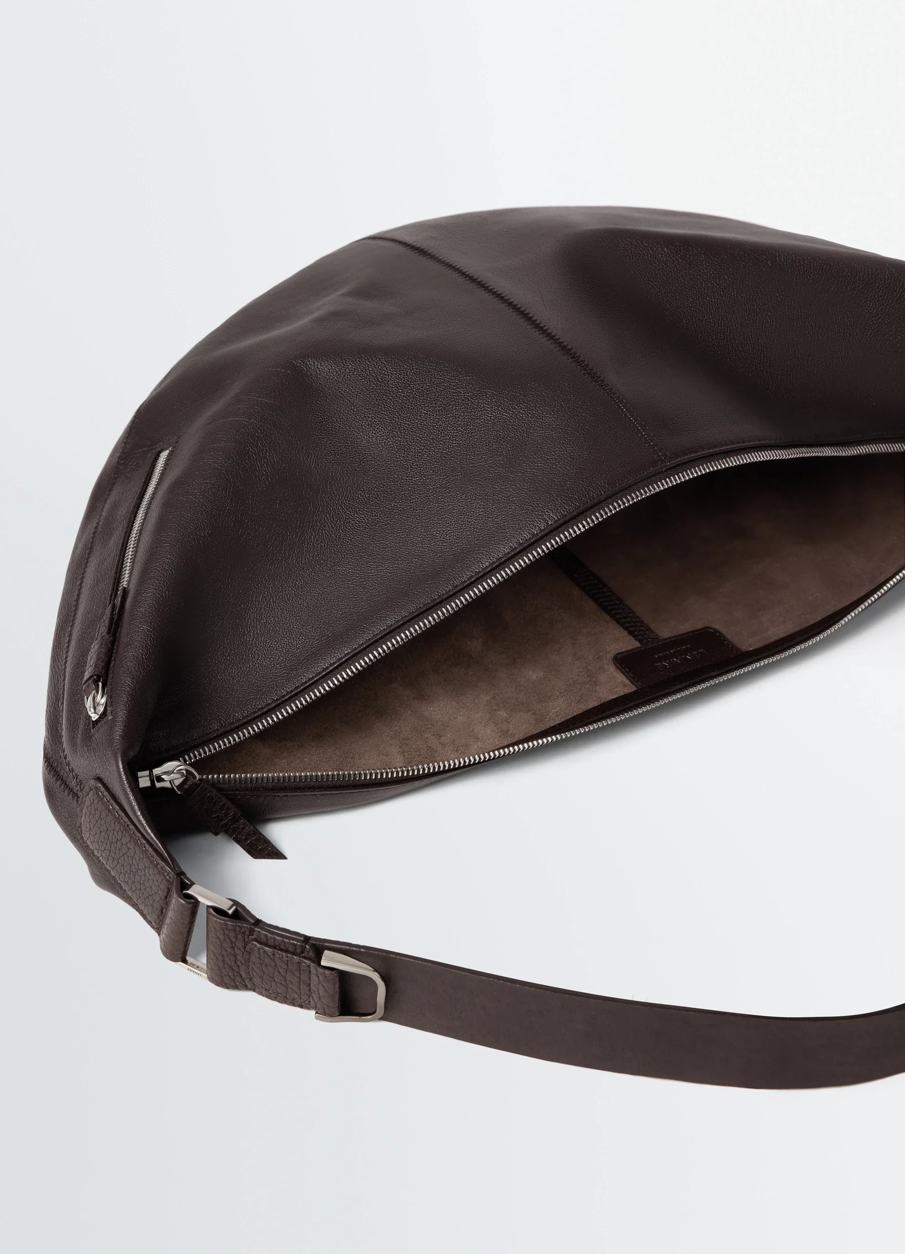 QUIVER CLIP BAG IN LEATHER