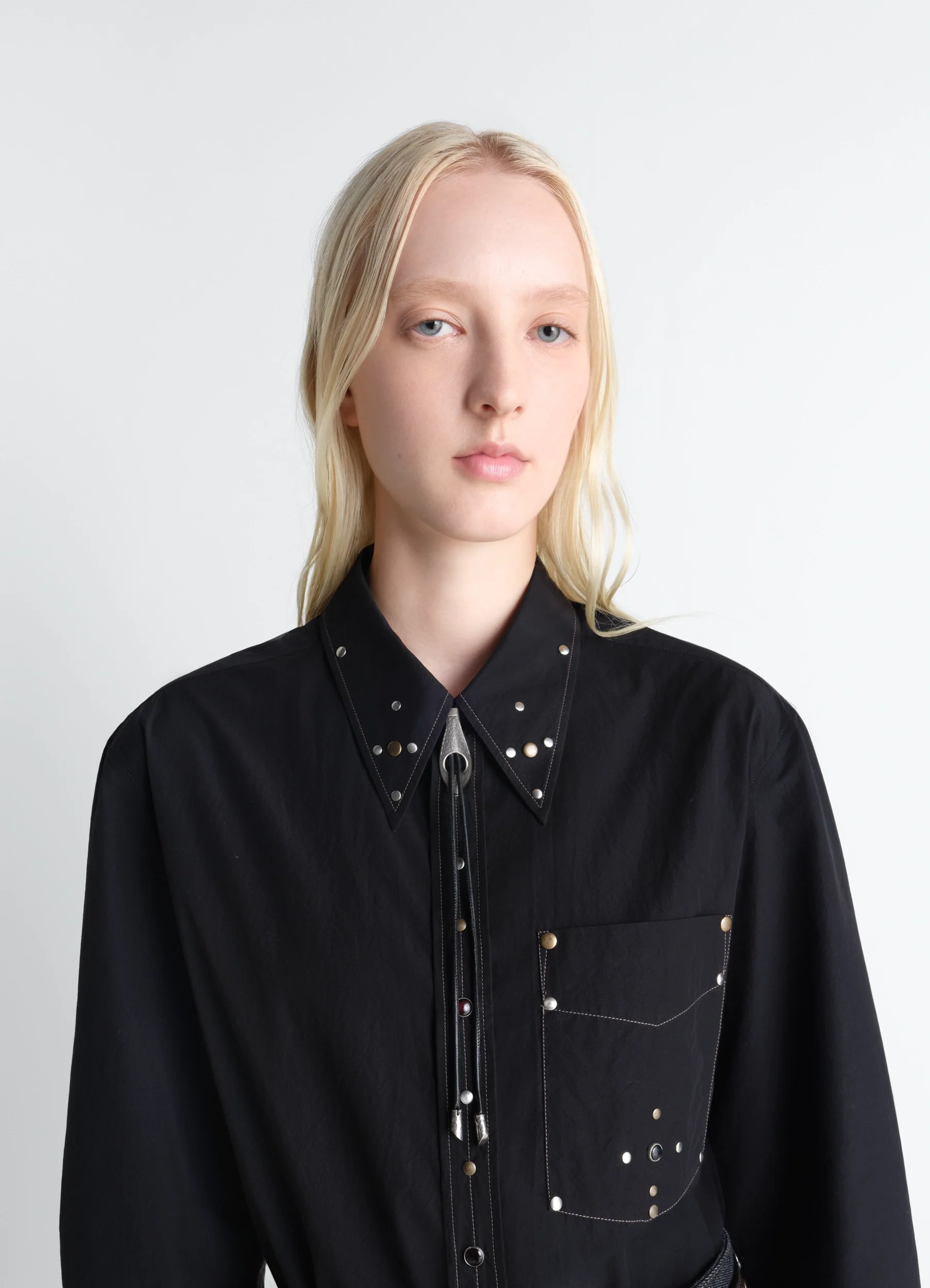 SNAKE BOLO TIE NECKLACE IN LEATHER