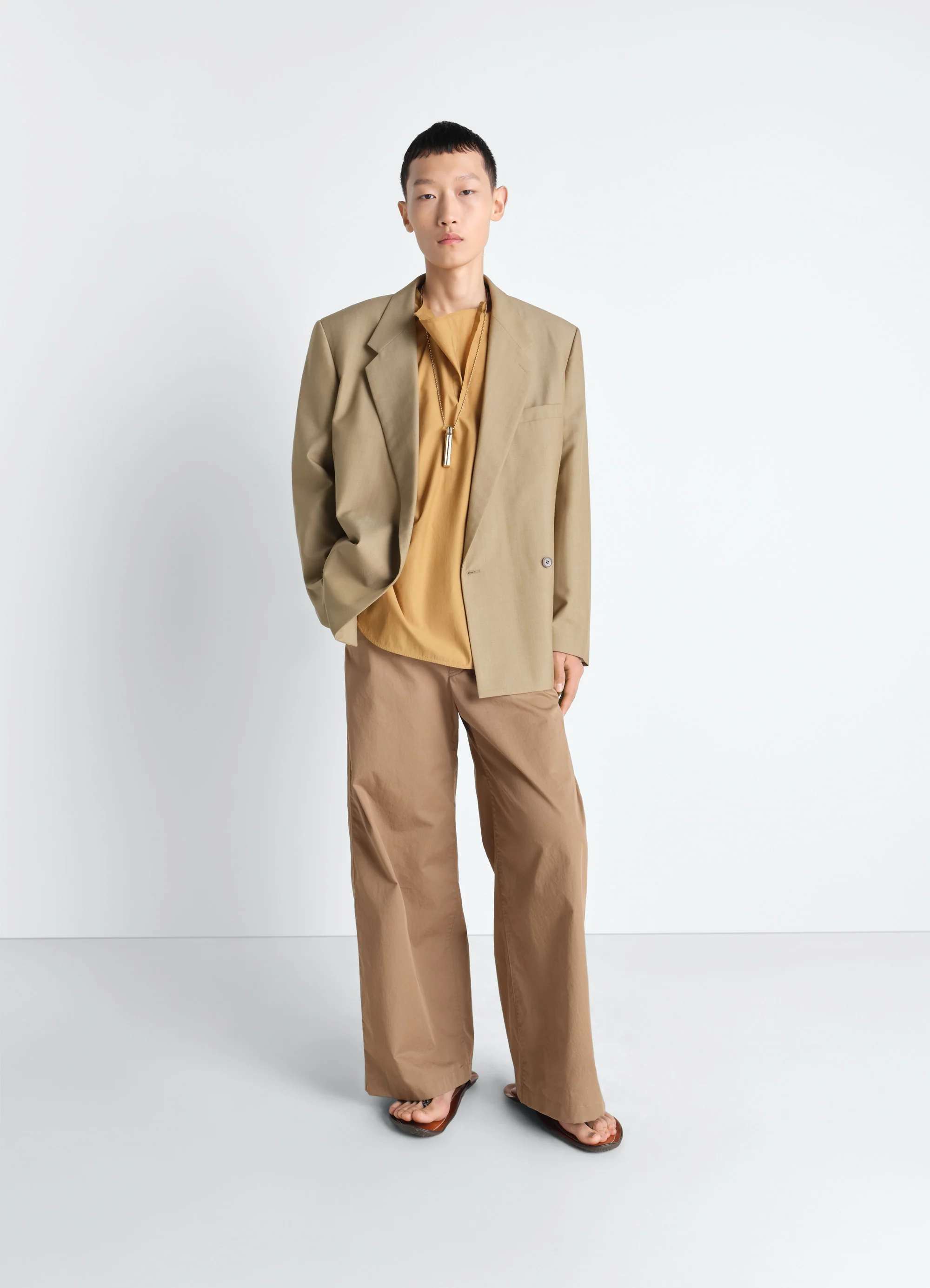 STRAIGHT FIT PANTS IN LIGHT COTTON TWILL
