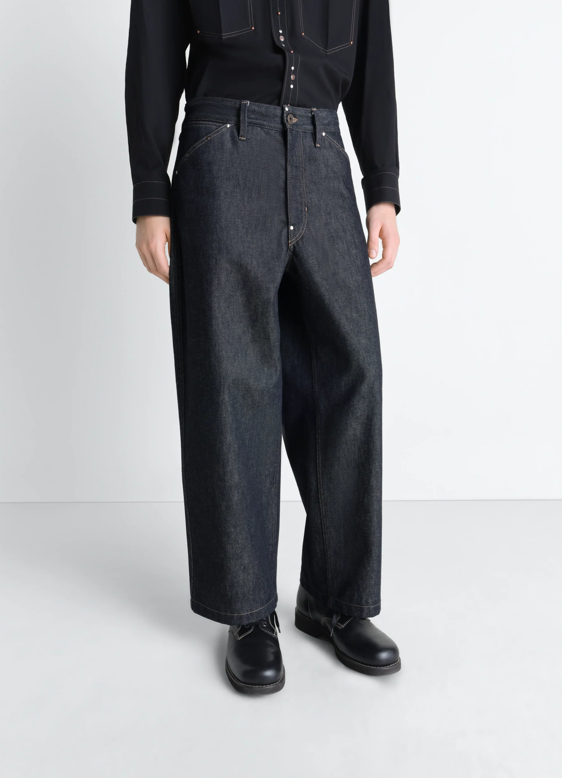 WIDE PANT WITH STUDS IN DENIM