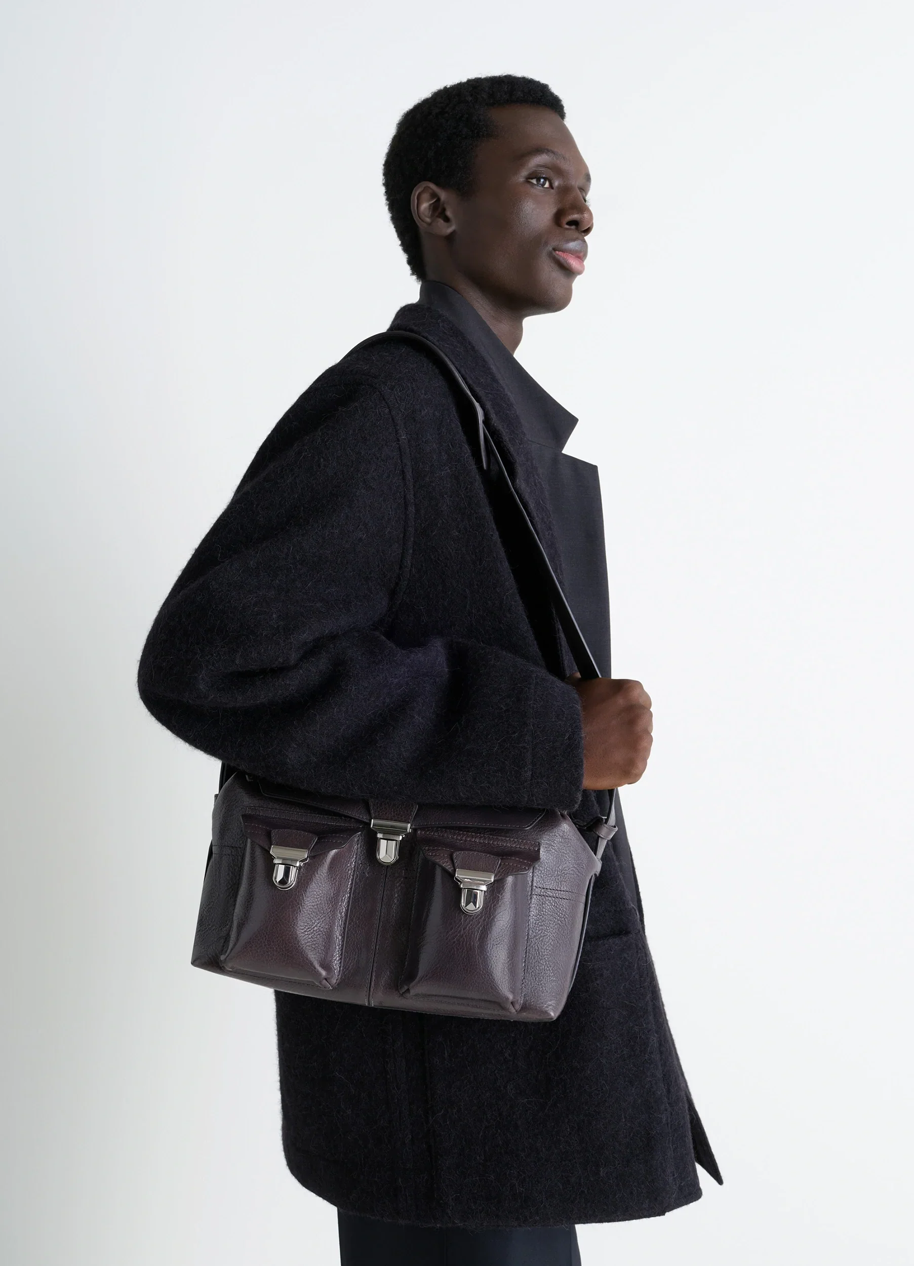 MEDIUM GEAR BAG IN LEATHER