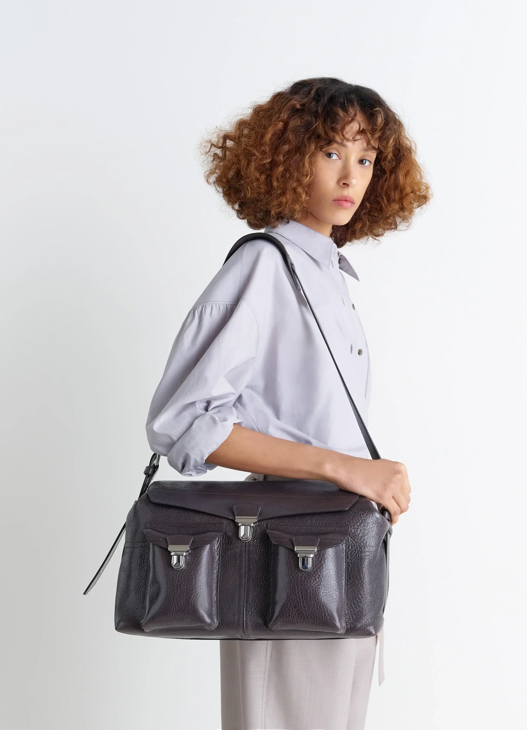 WEEK-END GEAR BAG IN LEATHER