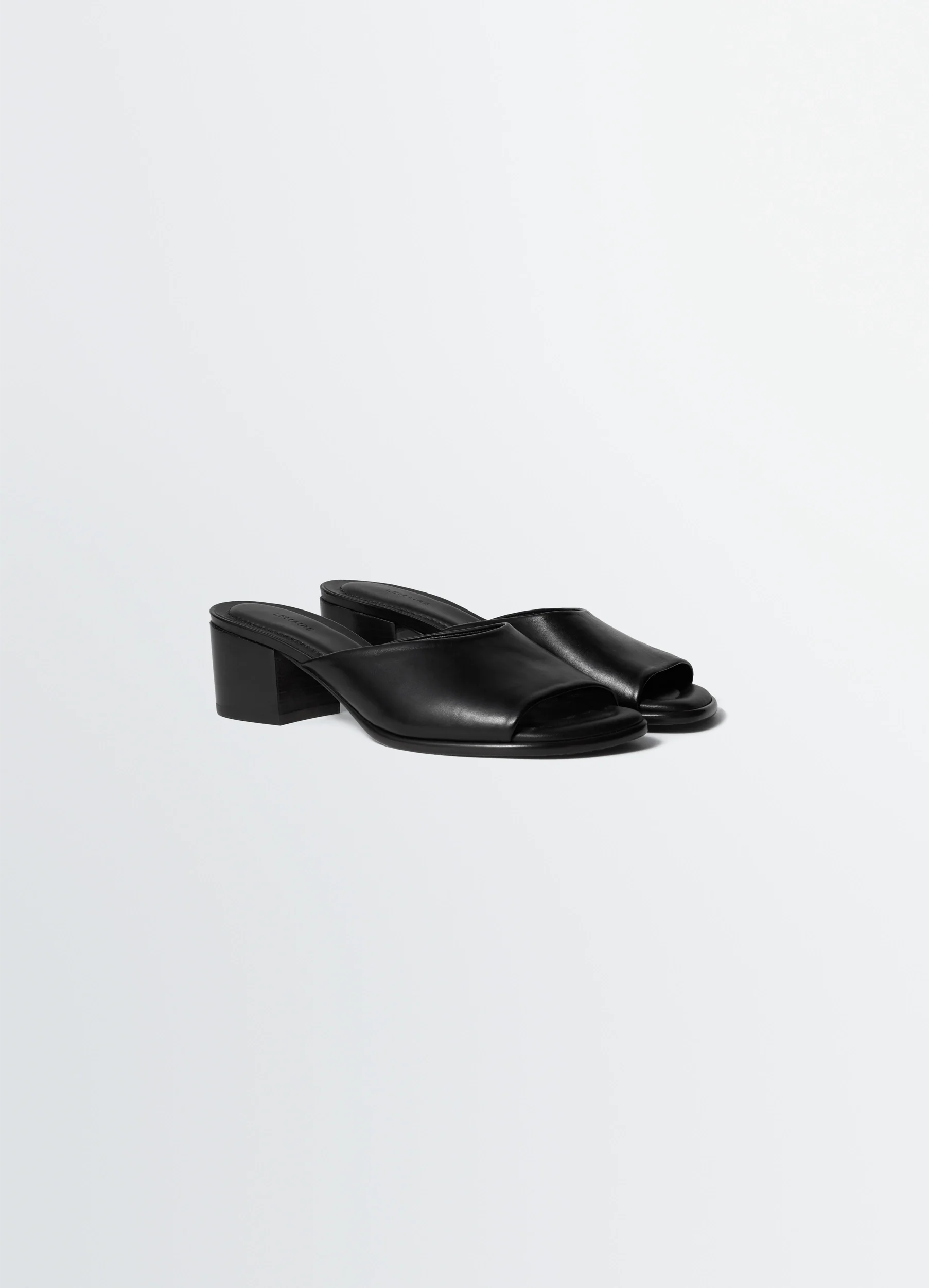 SQUARE-HEELED MULES 55 MM IN LEATHER